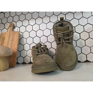 UGG Neumel Burnt Olive Suede Boots Size 5